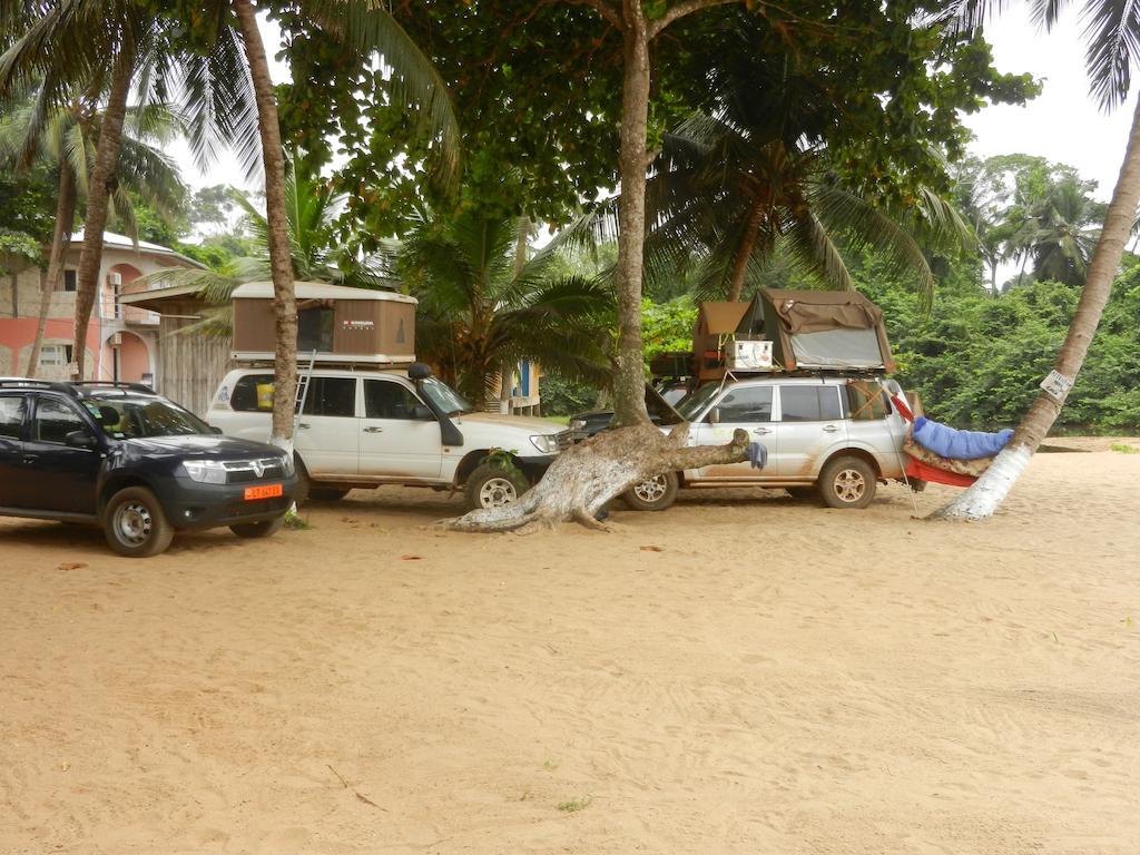 Hotel Tara Plage Kribi Esterno foto