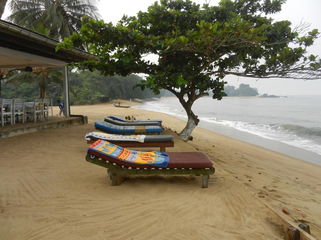 Hotel Tara Plage Kribi Esterno foto