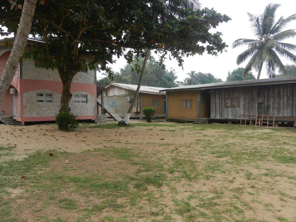 Hotel Tara Plage Kribi Esterno foto