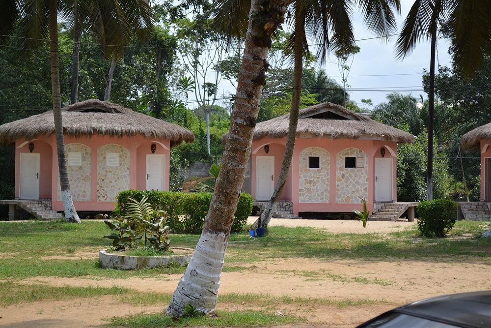 Hotel Tara Plage Kribi Esterno foto